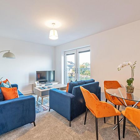 Gospel Heights Luxury Apartments With Parking Хесуол Екстериор снимка