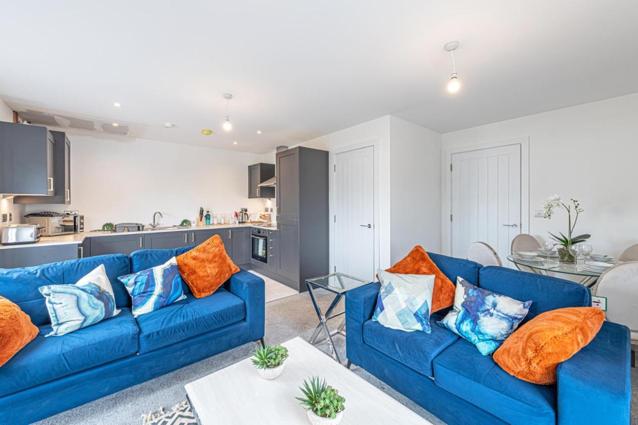 Gospel Heights Luxury Apartments With Parking Хесуол Екстериор снимка