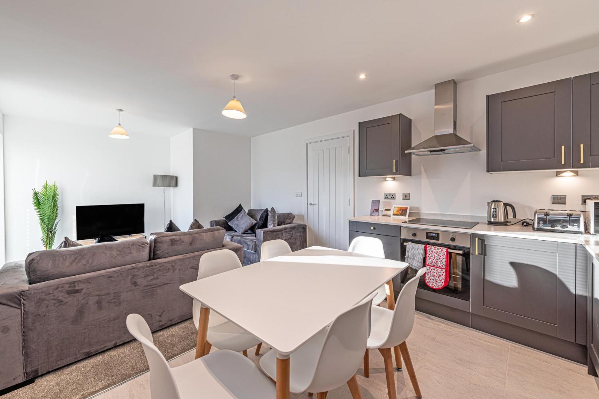 Gospel Heights Luxury Apartments With Parking Хесуол Екстериор снимка