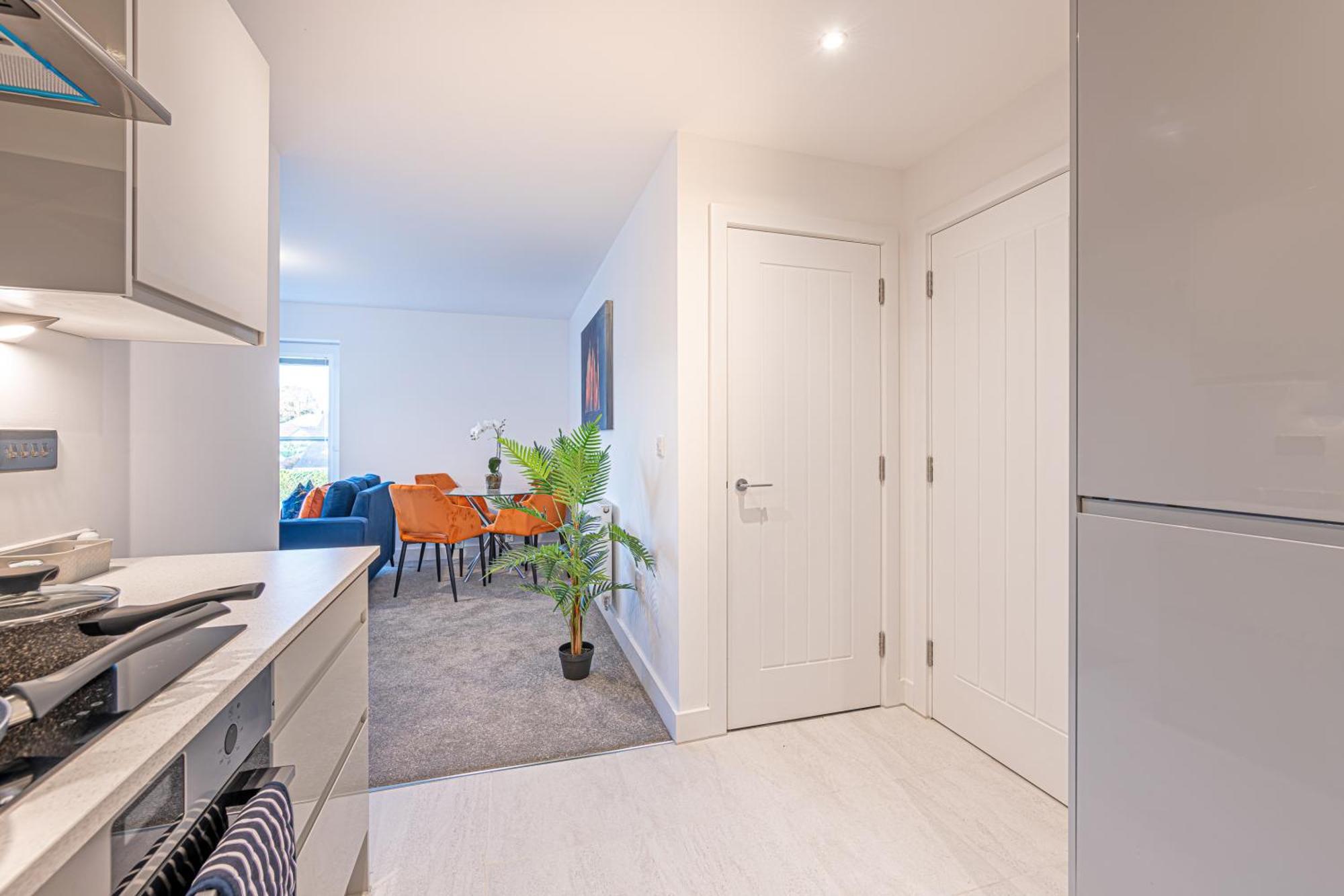 Gospel Heights Luxury Apartments With Parking Хесуол Екстериор снимка