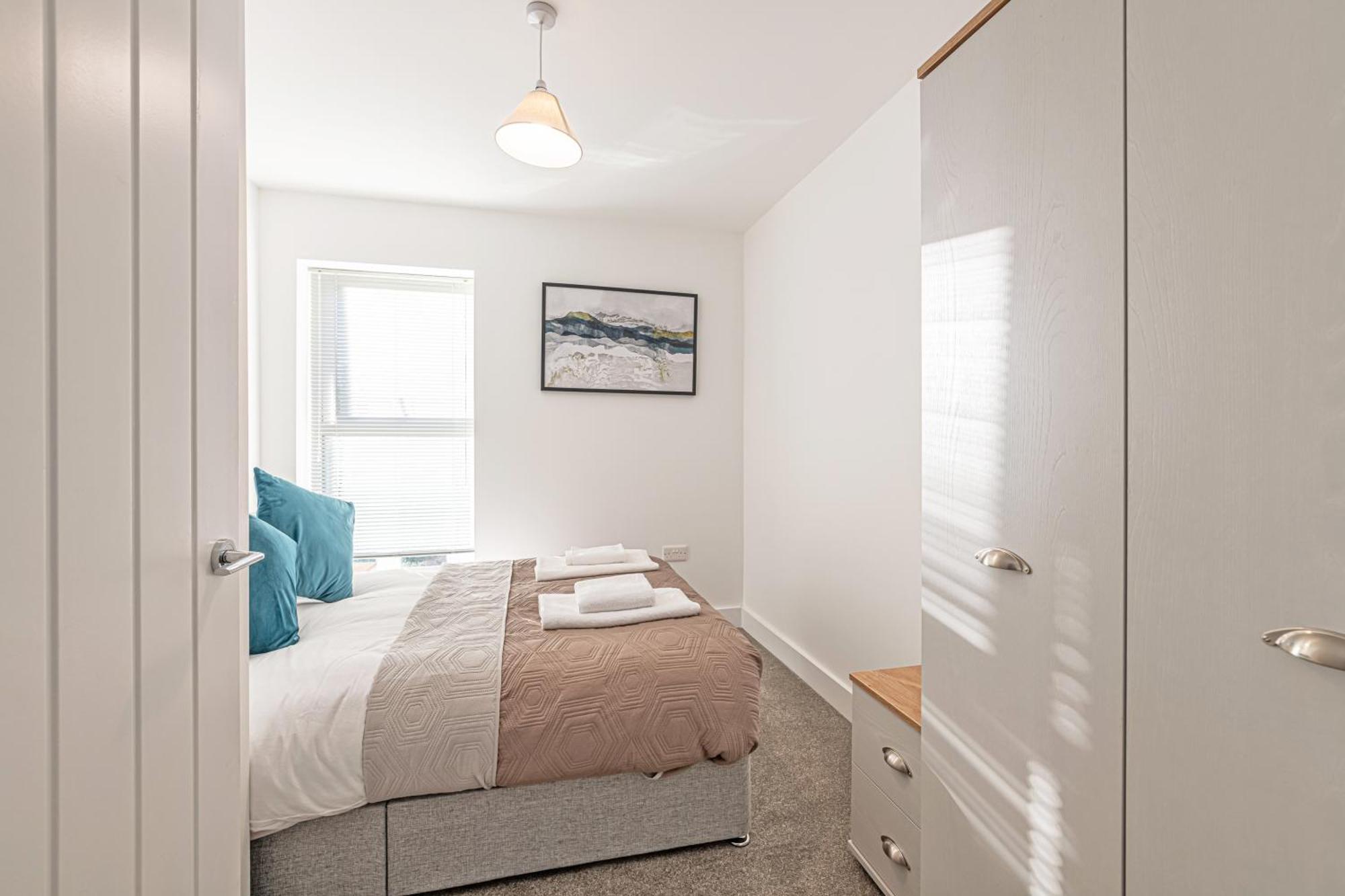 Gospel Heights Luxury Apartments With Parking Хесуол Екстериор снимка